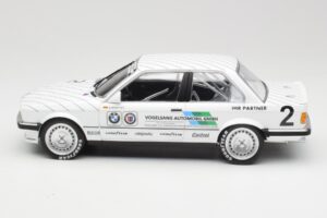 BMW 325i E30 #2 O. Manthey Vogelsang Automobile 3rd Place Eifel Race DTM 1986 Minichamps 1:18 155862602 Kov – obrázok 3 z 6
