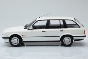 BMW 325i E30 Touring Biely Limitovaná Edícia Norev 1:18 183217 Kov – obrázok 3 z 6
