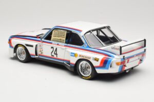 BMW 3.5 CSL #24 H. Stuck / S. Posey 12 Hours of Sebring 1975 Minichamps 1:18 80430139188 Kov – obrázok 7 z 8