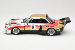 BMW 3.5 CSL E9 Hermetite #8 J. Fitzpatrick / T. Walkinshaw 1000 km Nurburgring 1976 Minichamps 1:18 155762608 Kov – obrázok 3 z 6