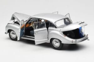 BMW 502 2.6 Luxus Super Strieborný AUTOart 1:18 70593 Kov – obrázok 5 z 8