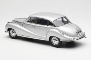 BMW 502 2.6 Luxus Super Strieborný AUTOart 1:18 70593 Kov – obrázok 7 z 8