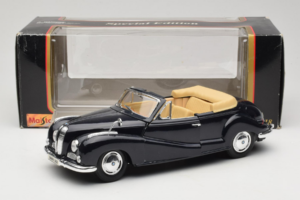 BMW 502 Kabriolet Čierny Maisto 1:18 31817 Kov – obrázok 8 z 8