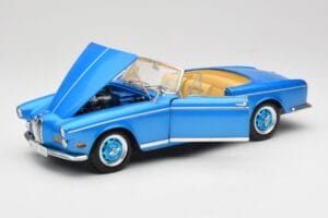 BMW 503 Cabriolet Riviera Blue Revell 1:18 08843 Kov – obrázok 2 z 9