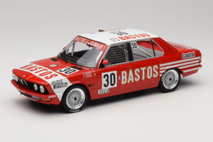 BMW 528i E28 #30 D. Quester / A. Hahne / E. Joosen 24 Hours of Spa Winner 1982 IXO 1:18 18RMC182A Kov