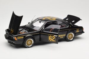 BMW 635 CSi E24 #62 J. Richards JPS Team BMW ATCC Winner 1985 AUTOart 1:18 88548 Kov – obrázok 2 z 8