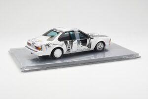 BMW 635 CSi E24 Art Car Robert Rauschenberg AUTOart 1:18 80430150924 Kov – obrázok 2 z 8