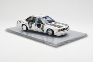 BMW 635 CSi E24 Art Car Robert Rauschenberg AUTOart 1:18 80430150924 Kov – obrázok 4 z 8