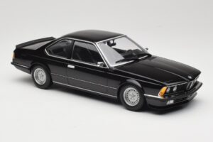 BMW 635 CSi E24 Black Metallic Minichamps 1:18 155028104 Kov – obrázok 4 z 6