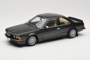 BMW 635 CSi E24 Malachit Green Metallic AUTOart 1:18 70522 Kov