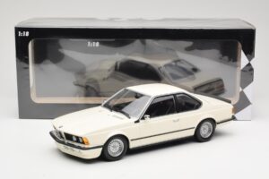 BMW 635 CSi E24 Biely Minichamps 1:18 155028102 Kov – obrázok 6 z 6
