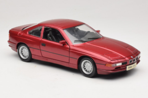 BMW 850i E31 Červený Tchibo 1:18 36157 Kov – obrázok 6 z 8