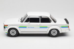 BMW Alpina 2002 E10 Turbo Biely MCG 1:18 MCG18409-R Kov – obrázok 3 z 6