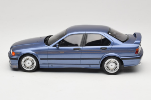 BMW Alpina B6 2.8 E36 Blue Metallic Otto 1:18 OT1180 Živica – obrázok 3 z 6