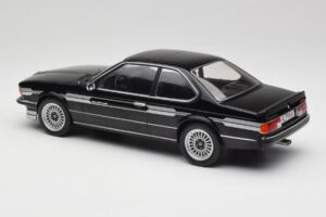 BMW Alpina B7 Turbo E24 Diamond Black MCG 1:18 MCG18235 Kov – obrázok 5 z 6