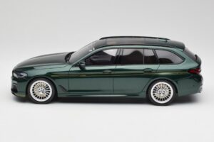 BMW Alpina B5 G31 Touring Zelený GT Spirit 1:18 GT475 Živica – obrázok 4 z 5