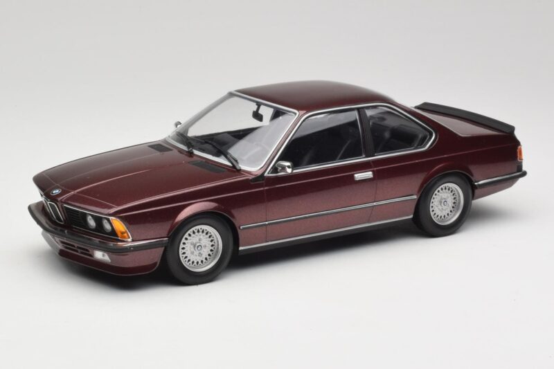 BMW 635 CSi E24 Karmesinrot Metallic Minichamps 1:18 155028105 Kov