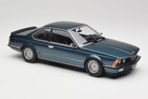 BMW 635 CSi E24 Petrol Blue Metallic Minichamps 1:18 155028108 Kov – obrázok 4 z 6