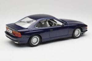 BMW E31 850i Mauritius Modrý Maisto 1:18 438813100299 Kov – obrázok 3 z 8