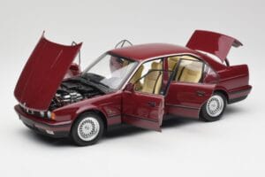 BMW 535i E34 Červený Minichamps 1:18 100024002 Kov – obrázok 2 z 8