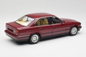 BMW 535i E34 Červený Minichamps 1:18 100024002 Kov – obrázok 3 z 8
