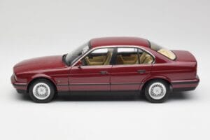 BMW 535i E34 Červený Minichamps 1:18 100024002 Kov – obrázok 4 z 8