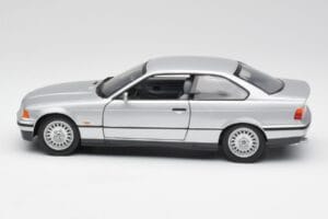 BMW 3 Series E36 Coupe Strieborný UT Models 1:18 180023321 Kov – obrázok 4 z 8