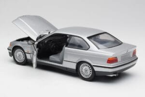 BMW 3 Series E36 Coupe Strieborný UT Models 1:18 180023321 Kov – obrázok 5 z 8