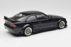 BMW E36 M3 GTR Street Cosmos Čierny UT Models 1:18 20481 Kov – obrázok 3 z 8