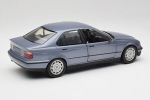 BMW 3-Series E36 Avus Modrý UT Models 1:18 180023300 Kov – obrázok 3 z 8