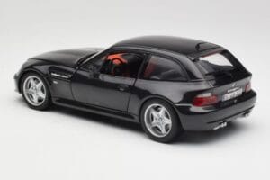 BMW Z3 E36 M Coupé Cosmos Čierny UT Models 1:18 80439422193 Kov – obrázok 7 z 8