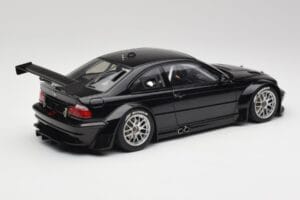 BMW M3 GTR E46 Plain Body Jet Čierny AUTOart 1:18 80447 Kov – obrázok 2 z 6