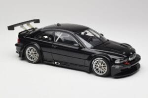 BMW M3 GTR E46 Plain Body Jet Čierny AUTOart 1:18 80447 Kov – obrázok 4 z 6