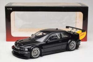BMW M3 GTR E46 Plain Body Jet Čierny AUTOart 1:18 80447 Kov – obrázok 6 z 6