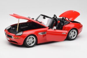 BMW Z8 E52 Roadster Jasne Červený Bburago 1:18 12032 Kov – obrázok 2 z 8