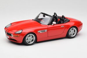 BMW Z8 E52 Roadster Jasne Červený Bburago 1:18 12032 Kov