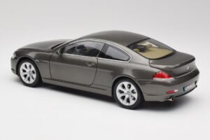 BMW 6 E63 Coupe Svetlá Bronz Kyosho 1:18 80430153283 Kov – obrázok 7 z 8