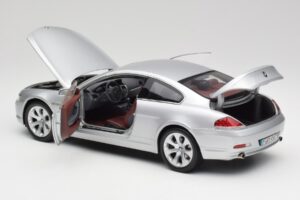 BMW 645Ci E63 Strieborný Kyosho 1:18 80430153285 Kov – obrázok 5 z 8