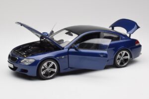 BMW M6 E63 Modrý Kyosho 1:18 80430413351 Kov – obrázok 2 z 8