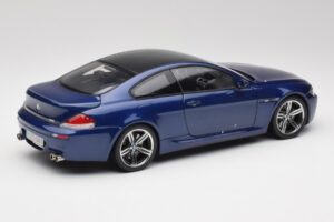 BMW M6 E63 Modrý Kyosho 1:18 80430413351 Kov – obrázok 3 z 8