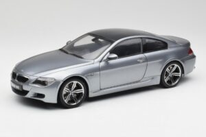 BMW M6 E63 Silver Šedý Kyosho 1:18 08703GR Kov