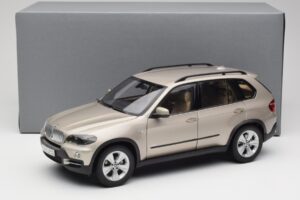 BMW X5 E70 4.8i Platinum Bronzový Metalíza Kyosho 1:18 80430413413 Kov – obrázok 8 z 8