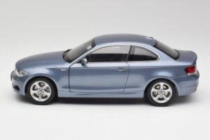 BMW 1 E82 Coupe Modrý Kyosho 1:18 80430427065 Kov – obrázok 4 z 8