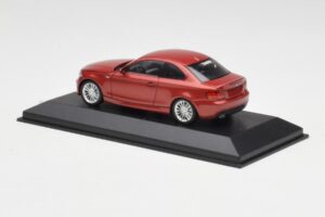 BMW 1M E82 Oranžový Minichamps 1:43 413020023 Kov – obrázok 3 z 5