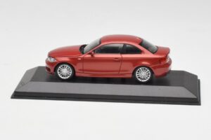 BMW 1M E82 Oranžový Minichamps 1:43 413020023 Kov