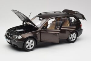 BMW X3 E83 3.0d Tmavo Hnedý Metalíza Kyosho 1:18 80430300736 Kov – obrázok 2 z 8