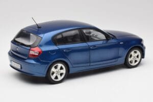 BMW 1 E87 Sydney Modrý Kyosho 1:18 80430308600 Kov – obrázok 3 z 8