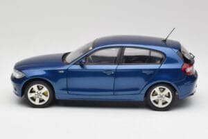 BMW 1 E87 Sydney Modrý Kyosho 1:18 80430308600 Kov – obrázok 4 z 8