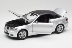 BMW 135i E88 Kabriolet Titan Strieborný Kyosho 1:18 80430427021 Kov – obrázok 2 z 8