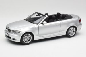 BMW 135i E88 Kabriolet Titan Strieborný Kyosho 1:18 80430427021 Kov